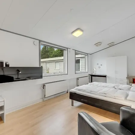 8 Bedroom Cozy In Henne Holiday home *
